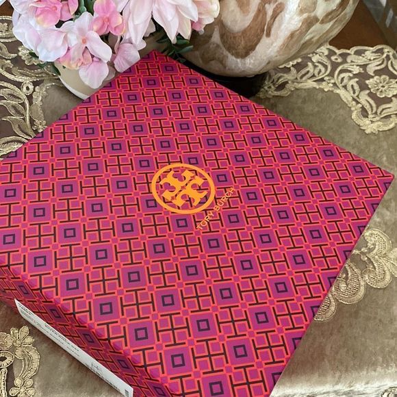 Tory Burch ankle boots - Picture 9 of 11